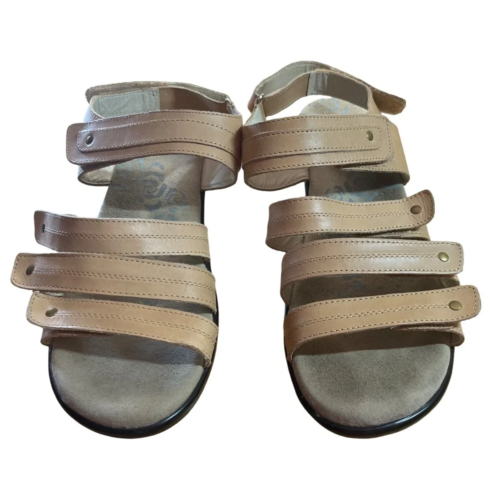 Propet BeigeAurora Leather Sandal Size 10 - Picture 3 of 9